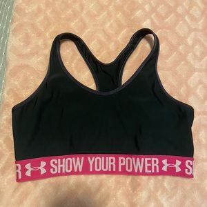 Under Armour Sports bra size M